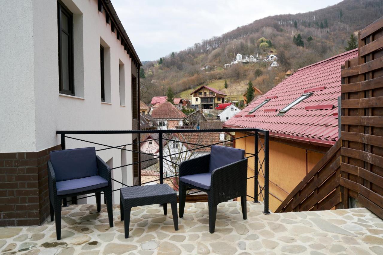 Casa Piti Hotel Brasov Exterior photo
